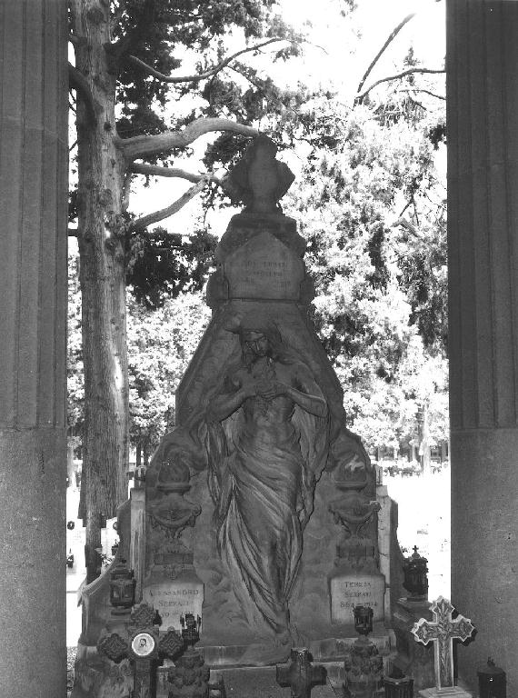 figura femminile con gigli (monumento funebre, opera isolata) di Olivari Gaetano (sec. XX)