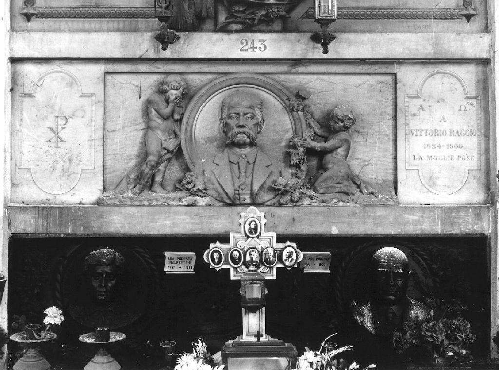 angeli reggiclipeo (monumento funebre, opera isolata) di Sclavi Ettore (inizio sec. XX)