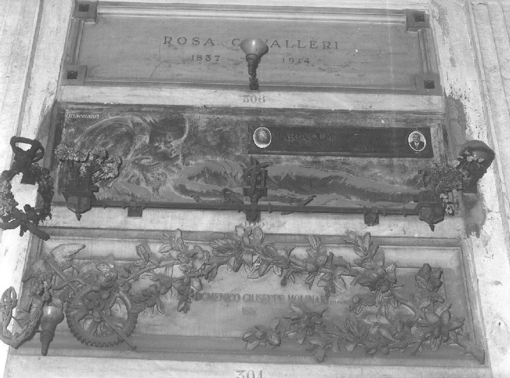 FIGURA FEMMINILE DISTESA (monumento funebre, opera isolata) di Bassano Salvatore detto Mastro Ave (sec. XX)