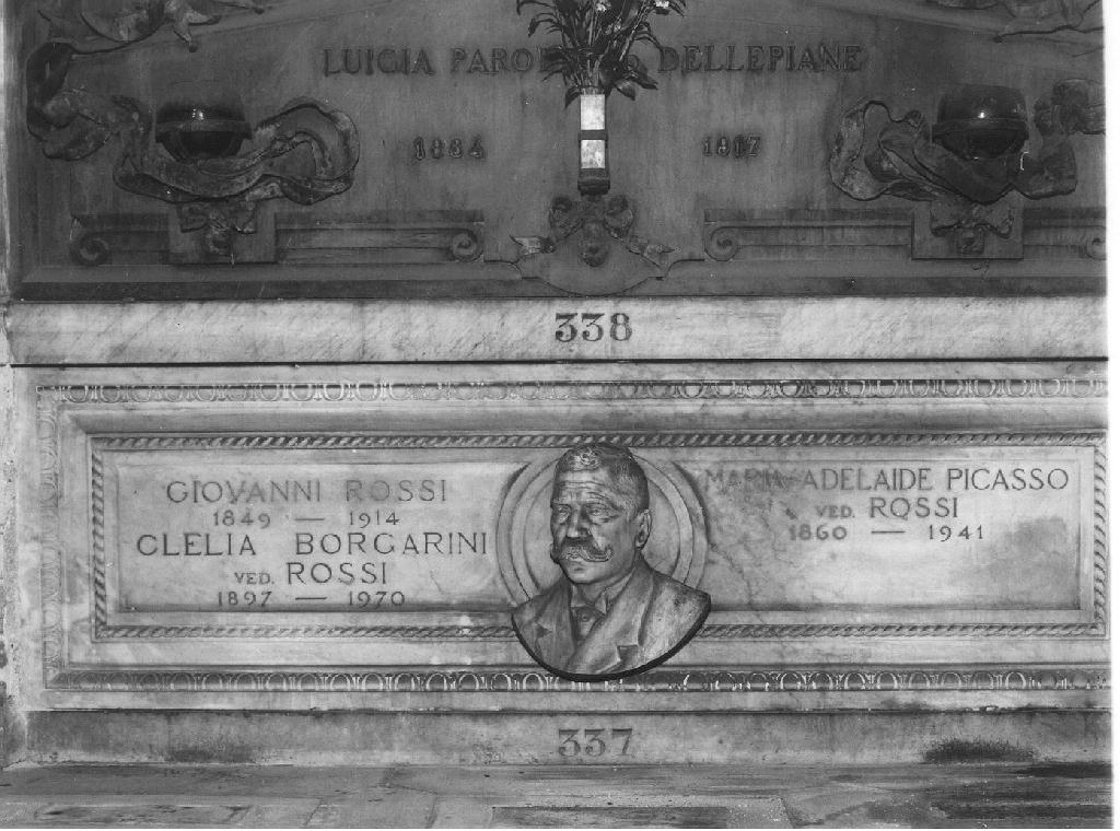 ritratto d'uomo (monumento funebre, opera isolata) - ambito ligure (sec. XX)