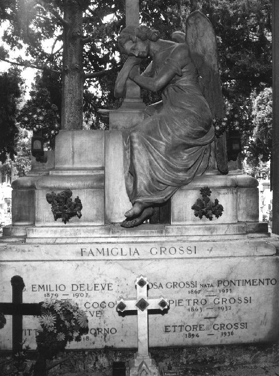 angelo (monumento funebre, opera isolata) di Rigacci Ezio (sec. XX)