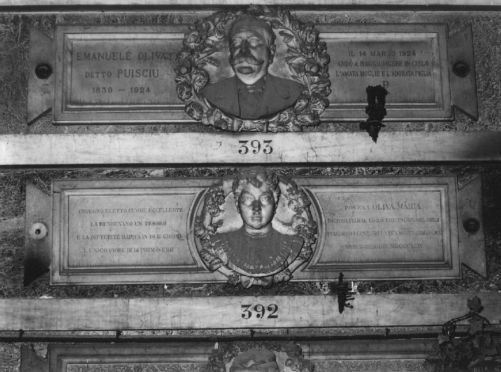 ritratto di donna (monumento funebre, opera isolata) - ambito ligure (sec. XIX)