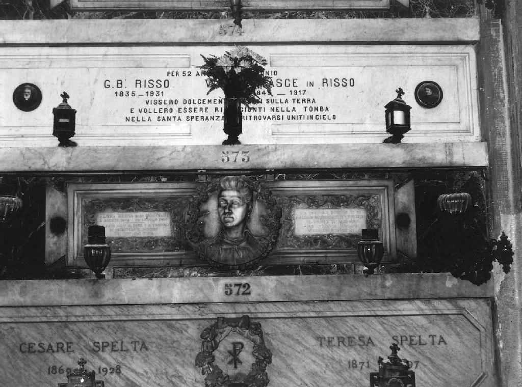 ritratto di donna (monumento funebre, opera isolata) di Canessa Achille (sec. XIX)