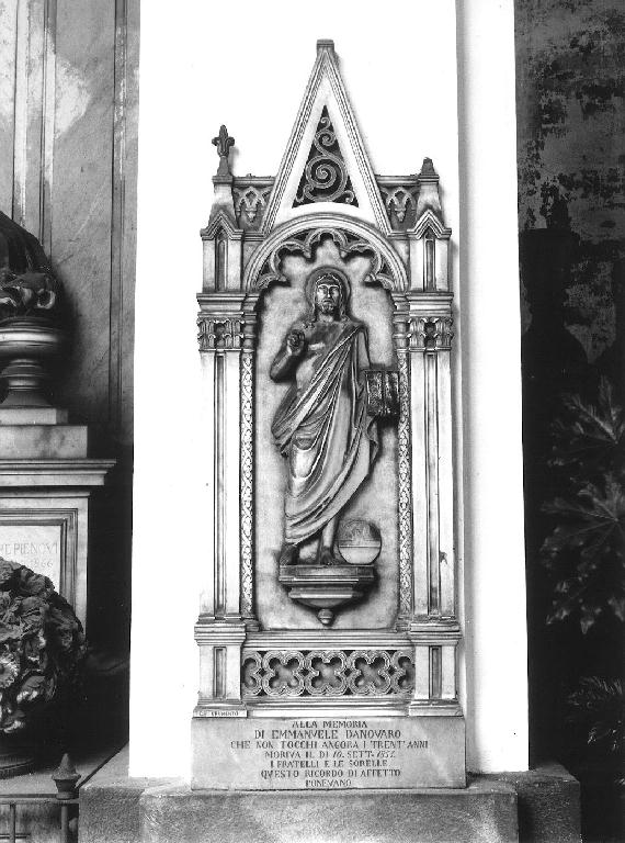 Cristo (monumento funebre - a edicola, opera isolata) di Frumento Giovanni Battista (sec. XIX)