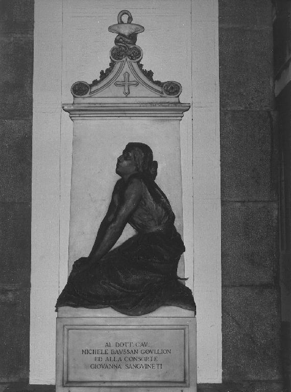 figura femminile inginocchiata (monumento funebre - a edicola, opera isolata) di Rota Antonio (sec. XIX)