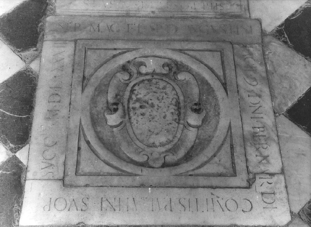 lastra tombale, opera isolata - ambito ligure (metà sec. XVII)