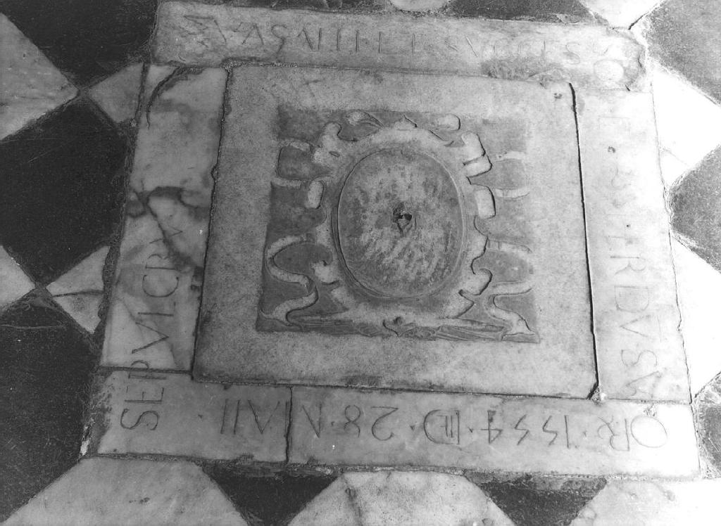 lastra tombale, opera isolata - ambito ligure (metà sec. XVI)