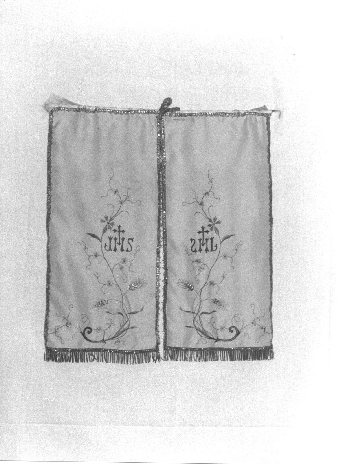 conopeo di tabernacolo, opera isolata - manifattura ligure (fine/inizio secc. XIX/ XX)