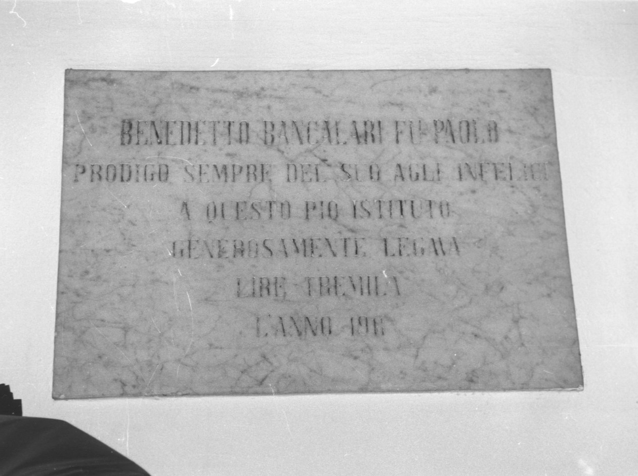 lapide commemorativa, opera isolata - ambito CHIAVARESE (primo quarto sec. XX)