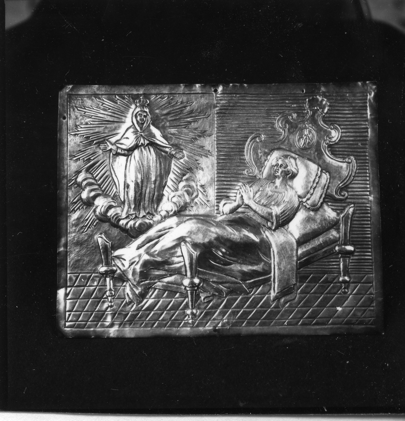 Madonna della Misericordia con fedele in preghiera (ex voto, opera isolata) - bottega ligure (fine/inizio secc. XVIII/ XIX)