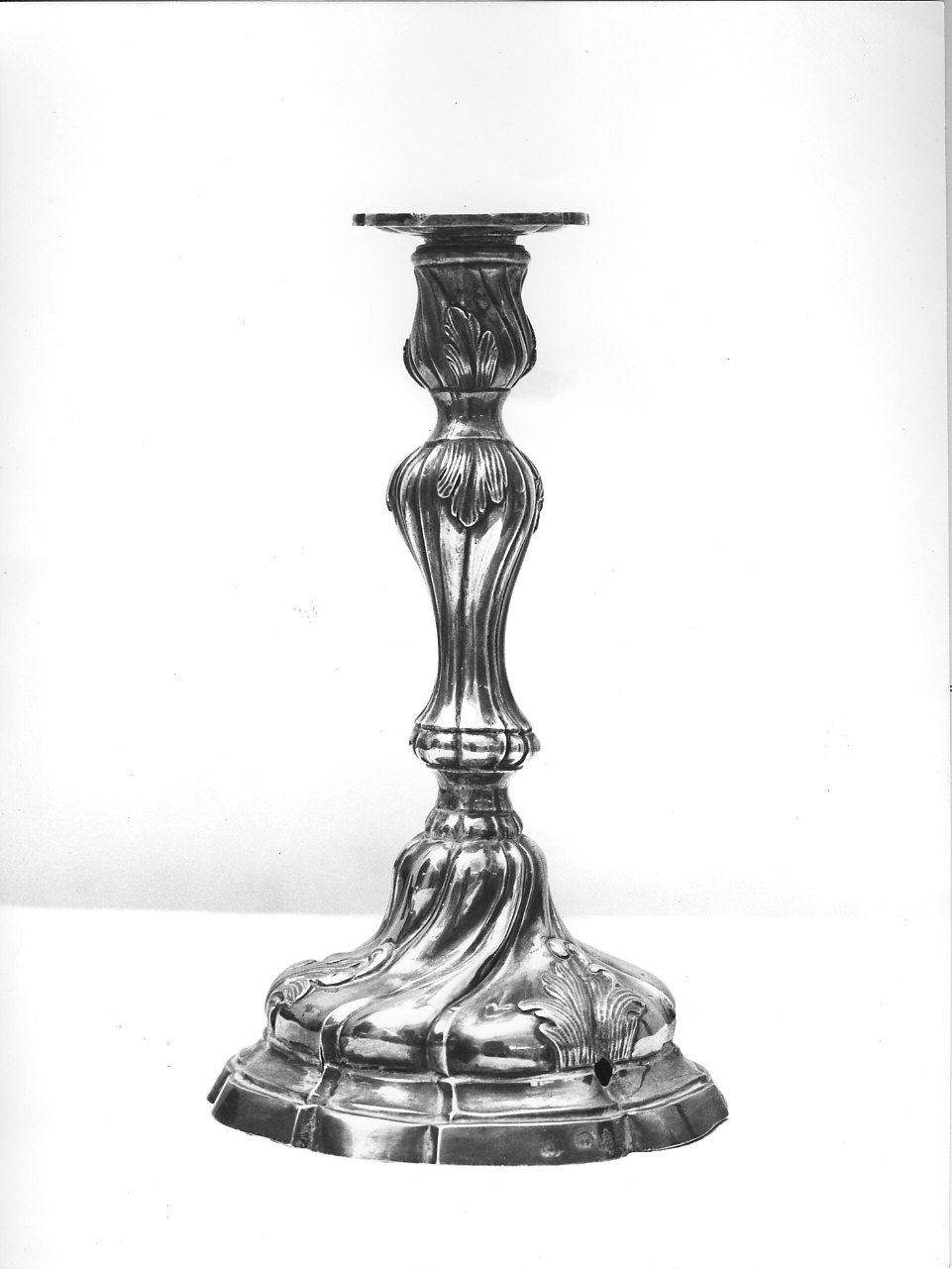 motivi decorativi vegetali (candeliere, coppia) - bottega piemontese (sec. XVIII)