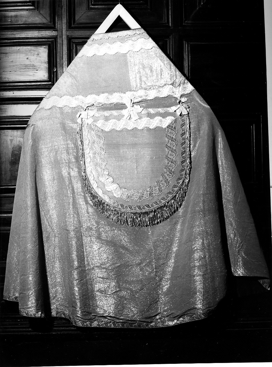 piviale, opera isolata - manifattura italiana (sec. XVIII)