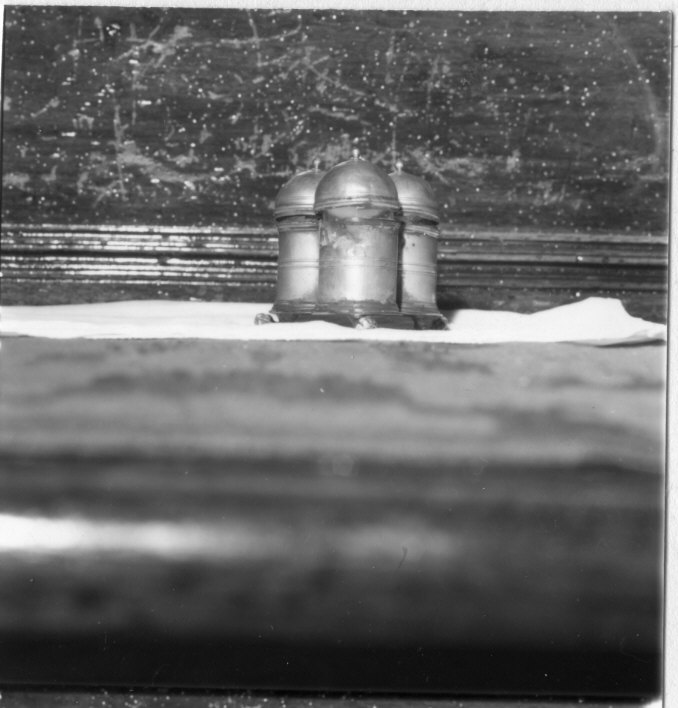 vasetti per oli santi, opera isolata - bottega ligure (sec. XVIII)