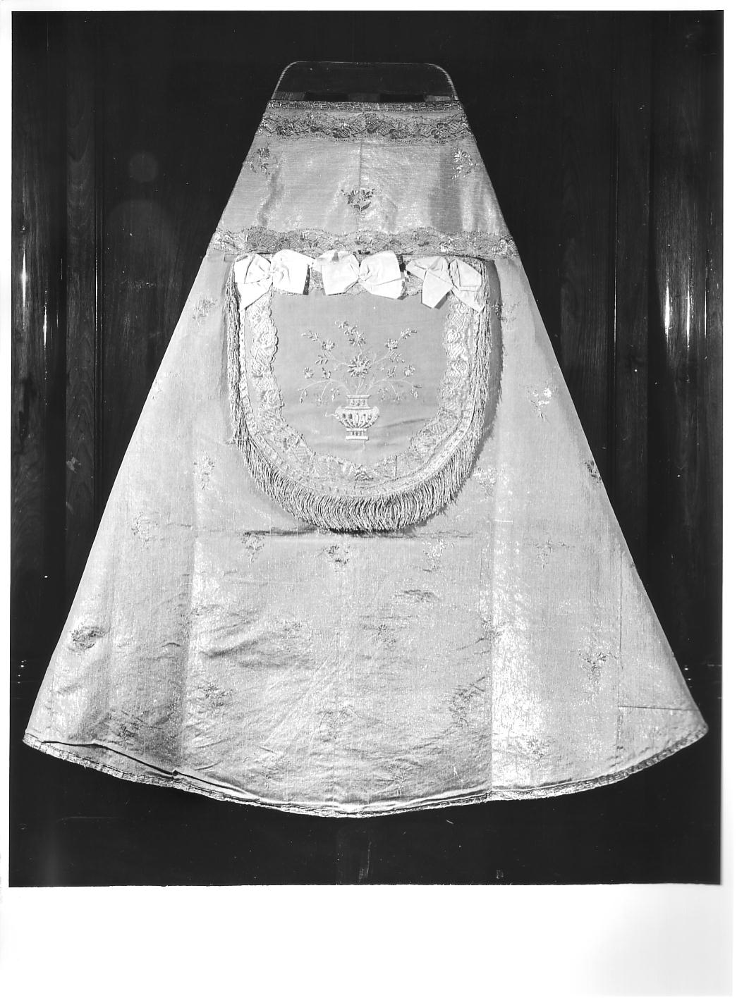 motivi decorativi vegetali (paramento liturgico, insieme) - manifattura ligure (fine sec. XVIII)