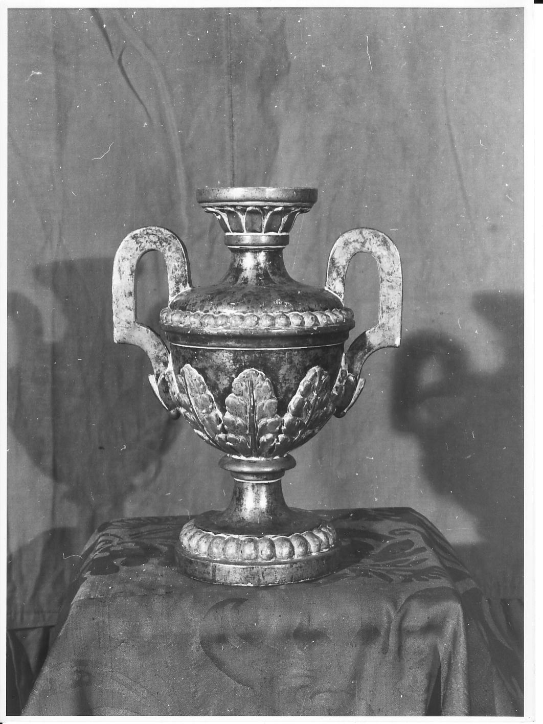 motivi decorativi vegetali (vaso d'altare, serie) - bottega ligure (sec. XIX)