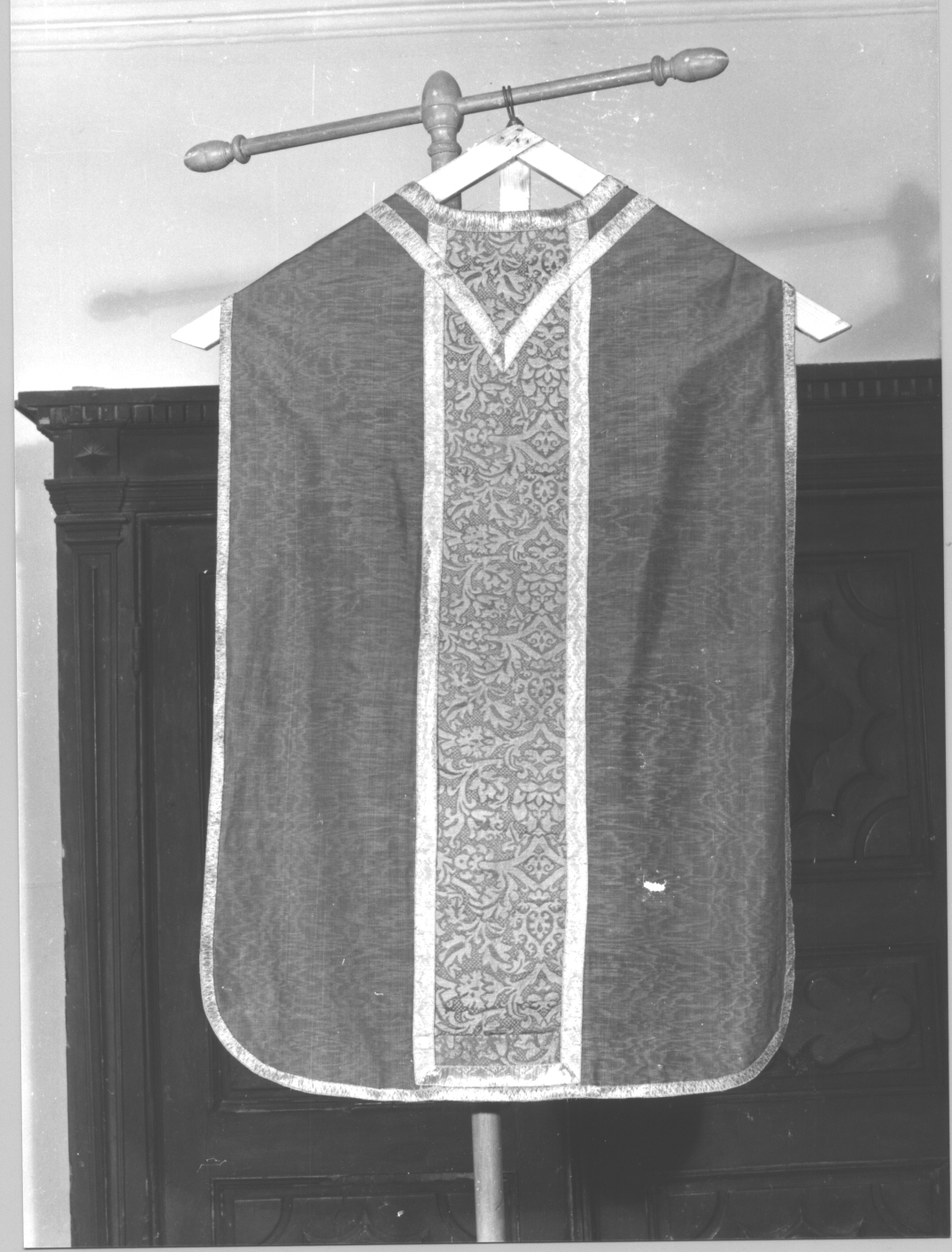 motivi decorativi vegetali e floreali stilizzati (pianeta, opera isolata) - manifattura italiana (sec. XVIII)