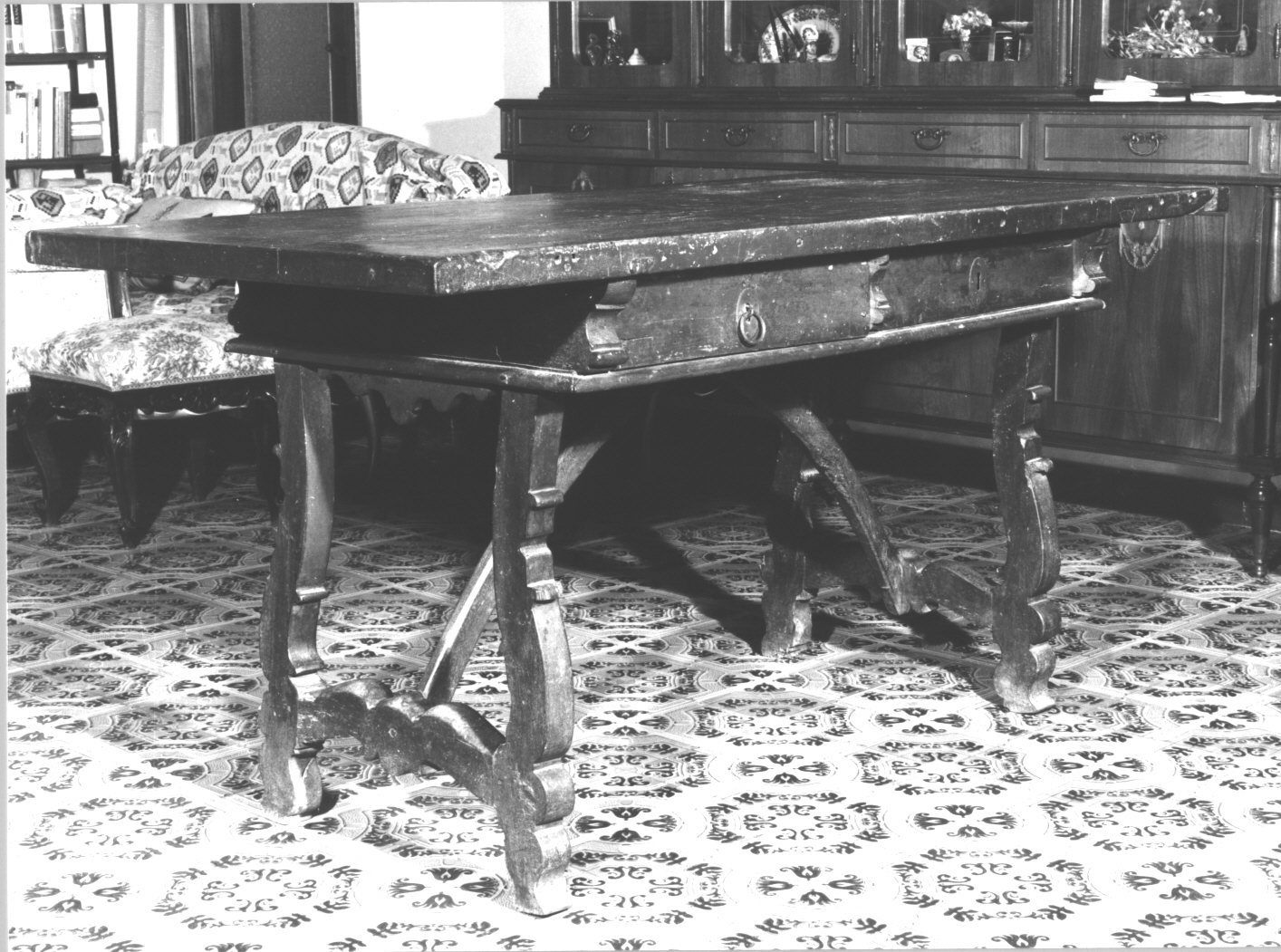 motivi decorativi a volute (tavolo di sacrestia, opera isolata) - bottega ligure (prima metà sec. XVII)