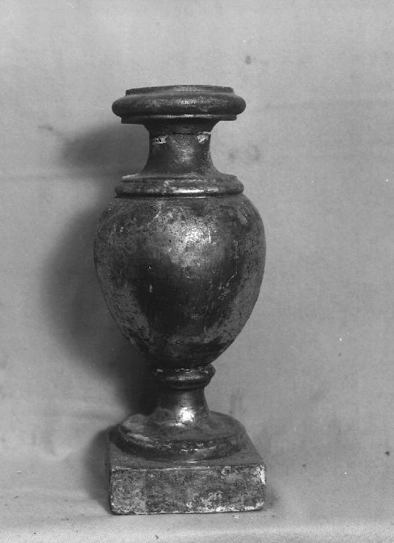 portacandelabro - bottega ligure (sec. XIX)