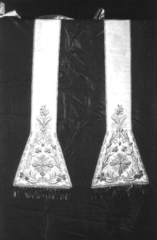 motivi decorativi vegetali (stola) - manifattura ligure (ultimo quarto sec. XIX)