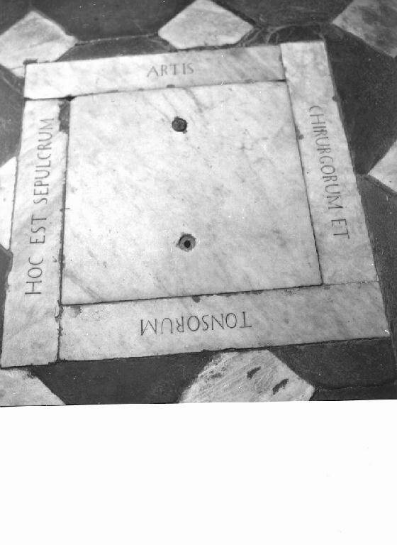 lastra tombale - PRODUZIONE LIGURE (seconda metà sec. XV)