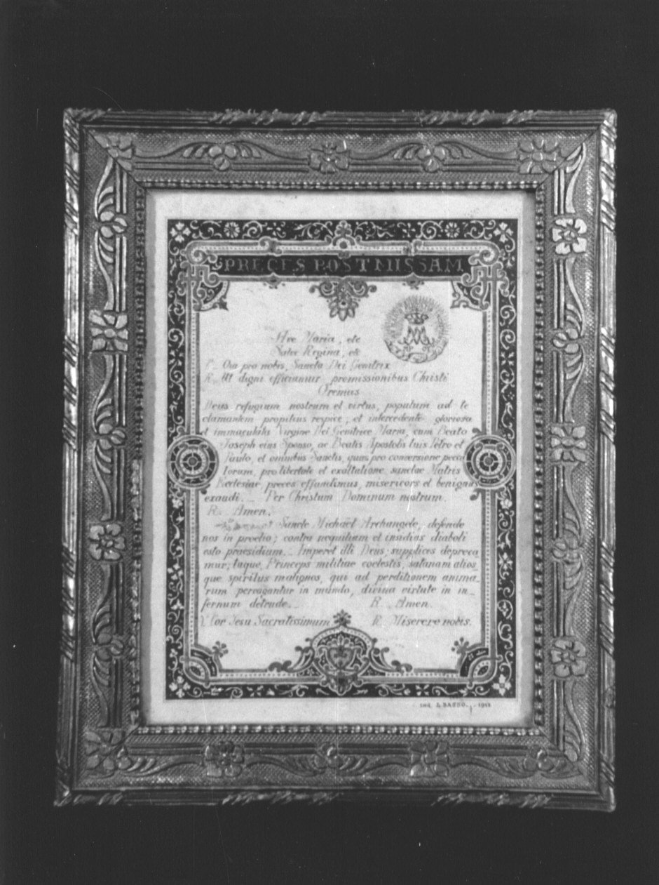 cornice, opera isolata di Basso Lorenzo (primo quarto sec. XX)