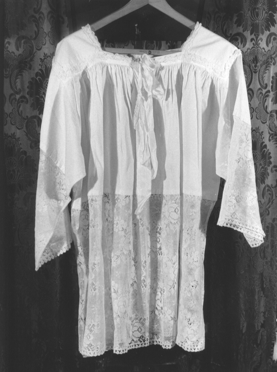 cotta - manifattura ligure (secondo quarto sec. XX)