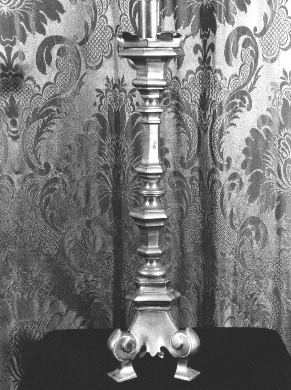 candeliere d'altare, serie - PRODUZIONE LIGURE (fine/inizio secc. XIX/ XX)