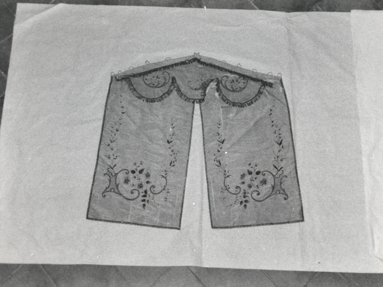 conopeo, opera isolata - manifattura ligure (sec. XIX)