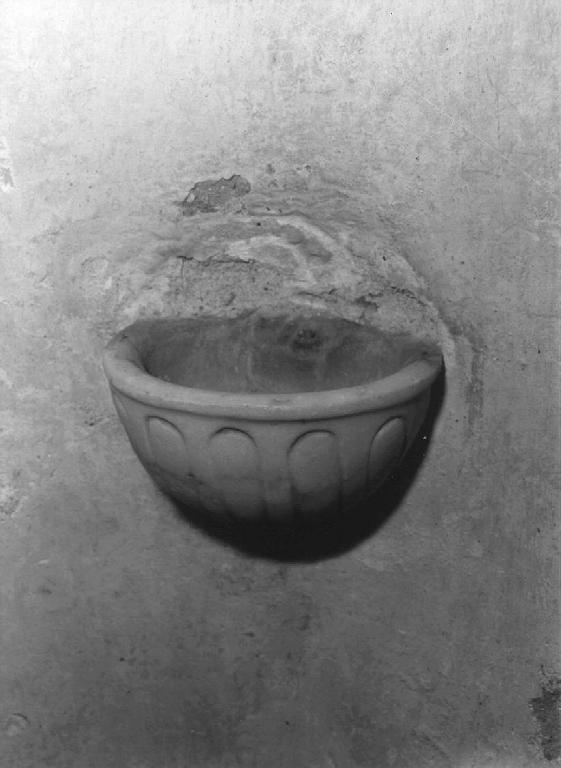 acquasantiera da parete - manifattura genovese (secondo quarto sec. XIX)