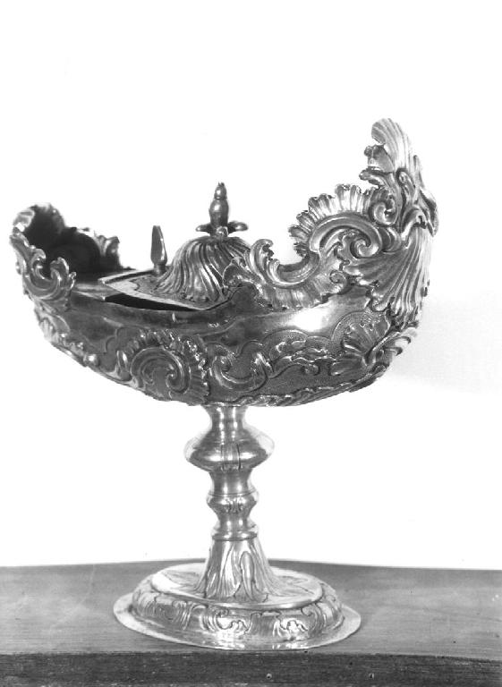 navicella portaincenso - a galeone - manifattura genovese (metà sec. XVIII)