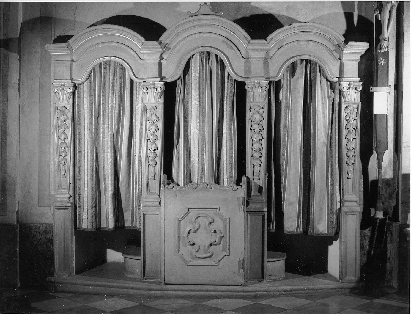 confessionale, opera isolata - bottega genovese (sec. XIX)