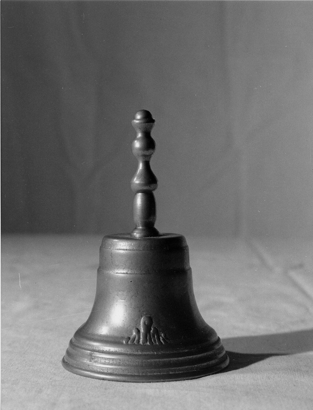 campanello d'altare, opera isolata - bottega genovese (sec. XIX)