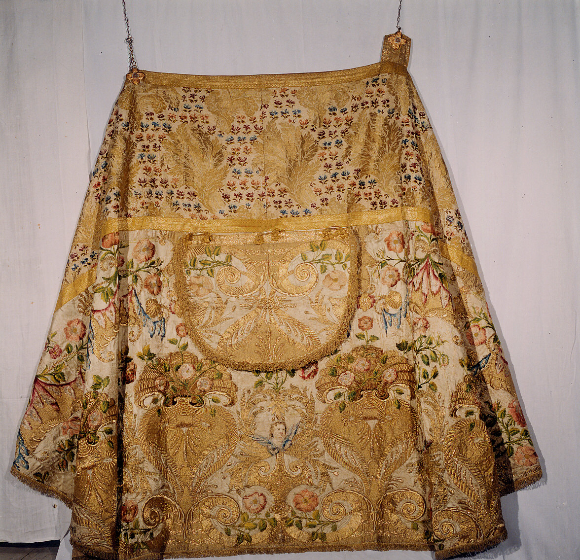 piviale, opera isolata - manifattura italiana (prima metà sec. XVIII)