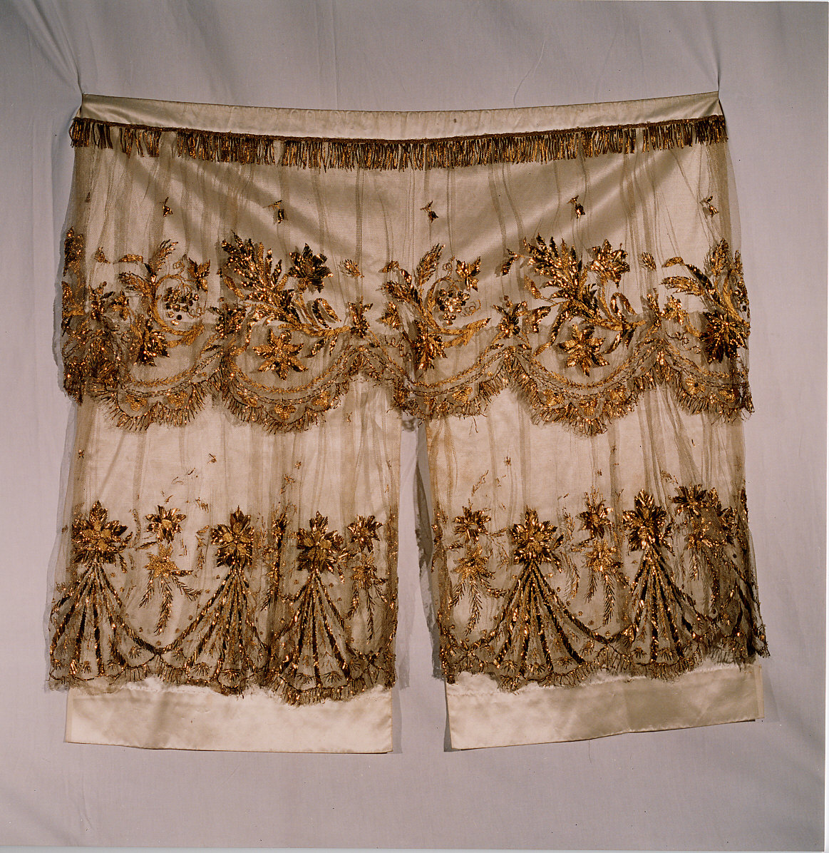 conopeo, opera isolata - manifattura ligure (prima metà sec. XX)