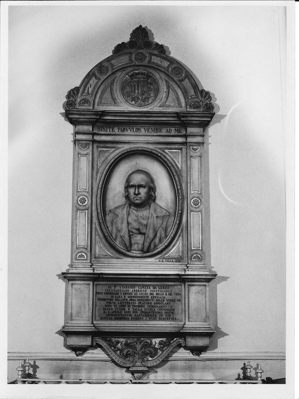 ritratto d'uomo (lapide, opera isolata) di Villa Giovanni Battista (sec. XIX)