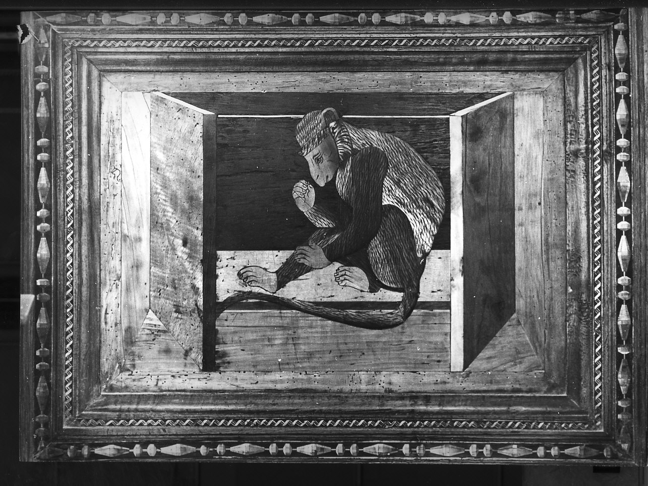armadio con scimmietta (schienale, elemento d'insieme) di De Fornari Anselmo (e aiuti) (primo quarto sec. XVI)