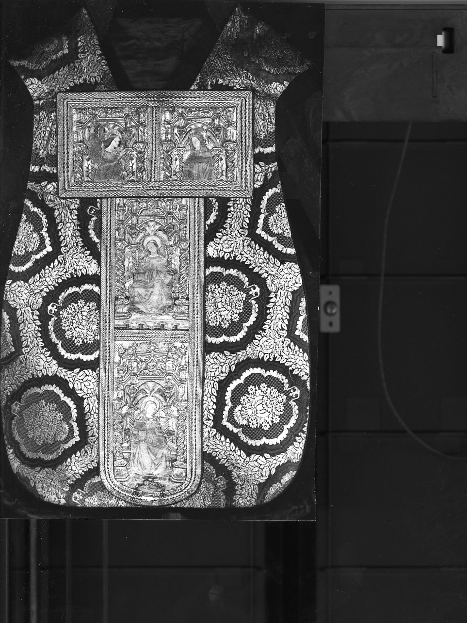 motivi decorativi vegetali con melagrana (paramento liturgico, insieme) - manifattura ligure (?) (seconda metà sec. XV)