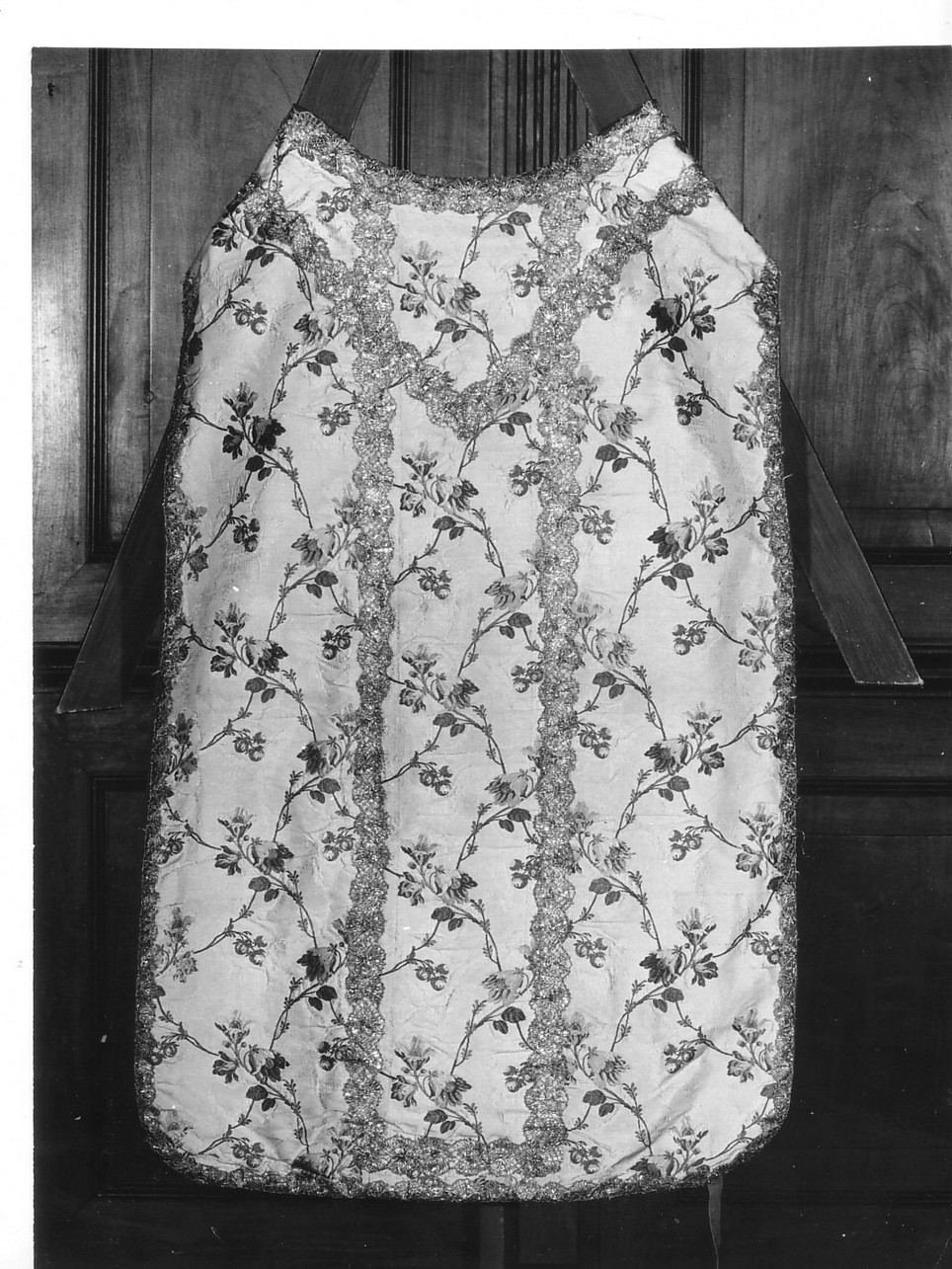 motivi decorativi floreali (paramento liturgico, insieme) - manifattura ligure (sec. XVIII)