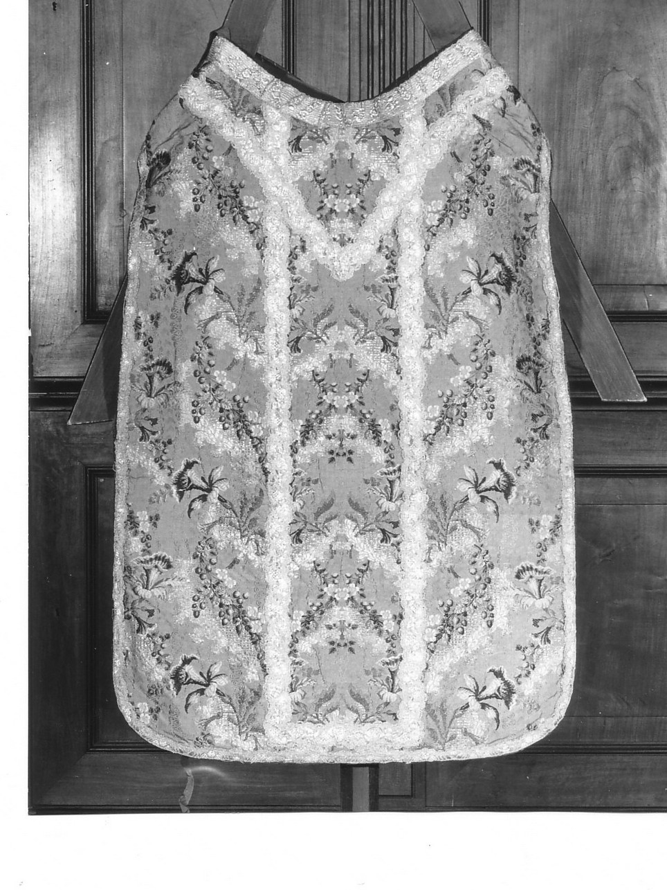 motivi decorativi floreali (paramento liturgico, insieme) - manifattura ligure (metà sec. XVIII)