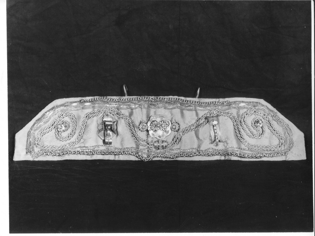 cintura di veste di statua, opera isolata - bottega italiana (sec. XIX, sec. XX)