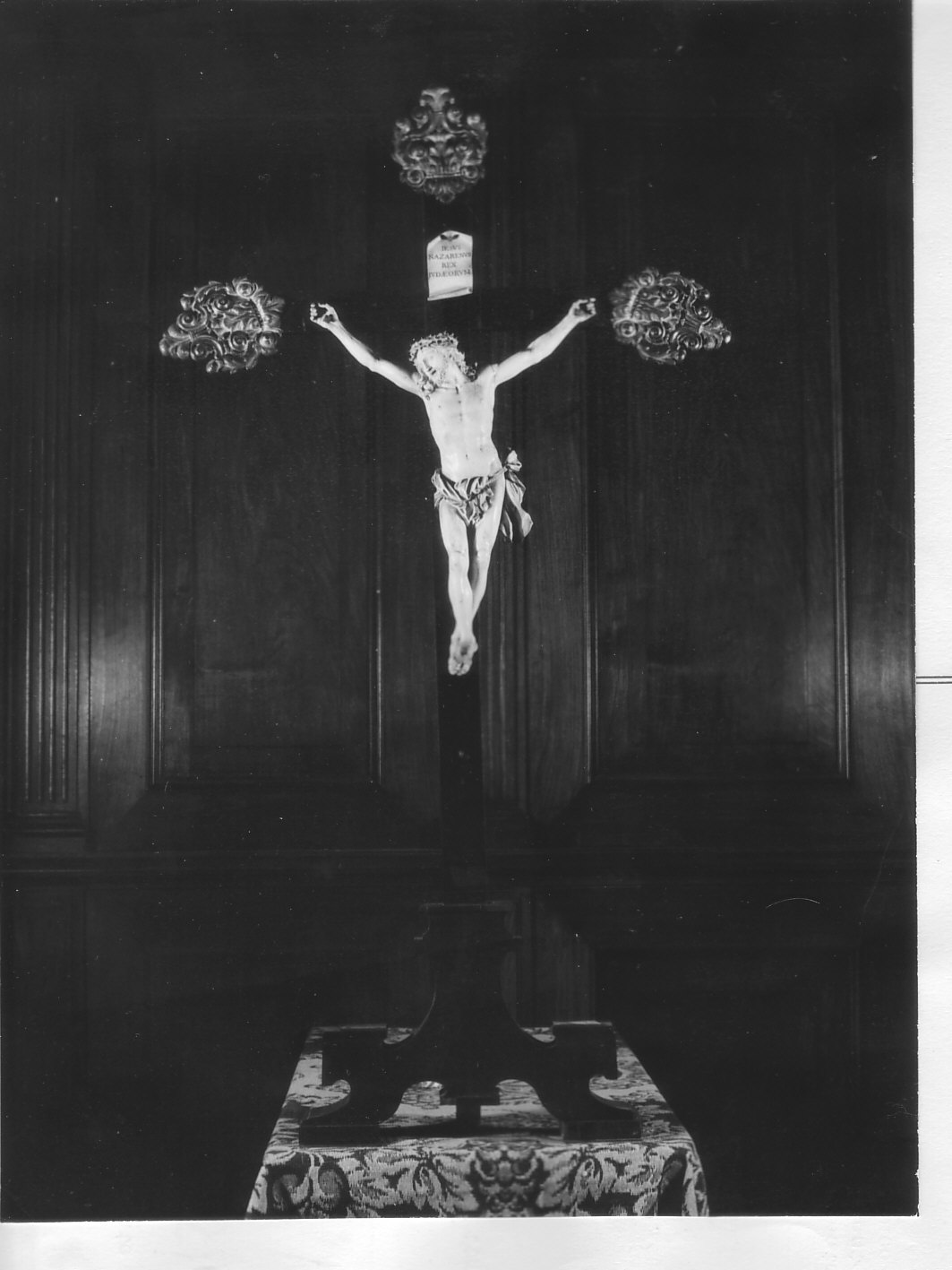 Cristo crocifisso (croce d'altare, opera isolata) - bottega ligure (sec. XVIII)