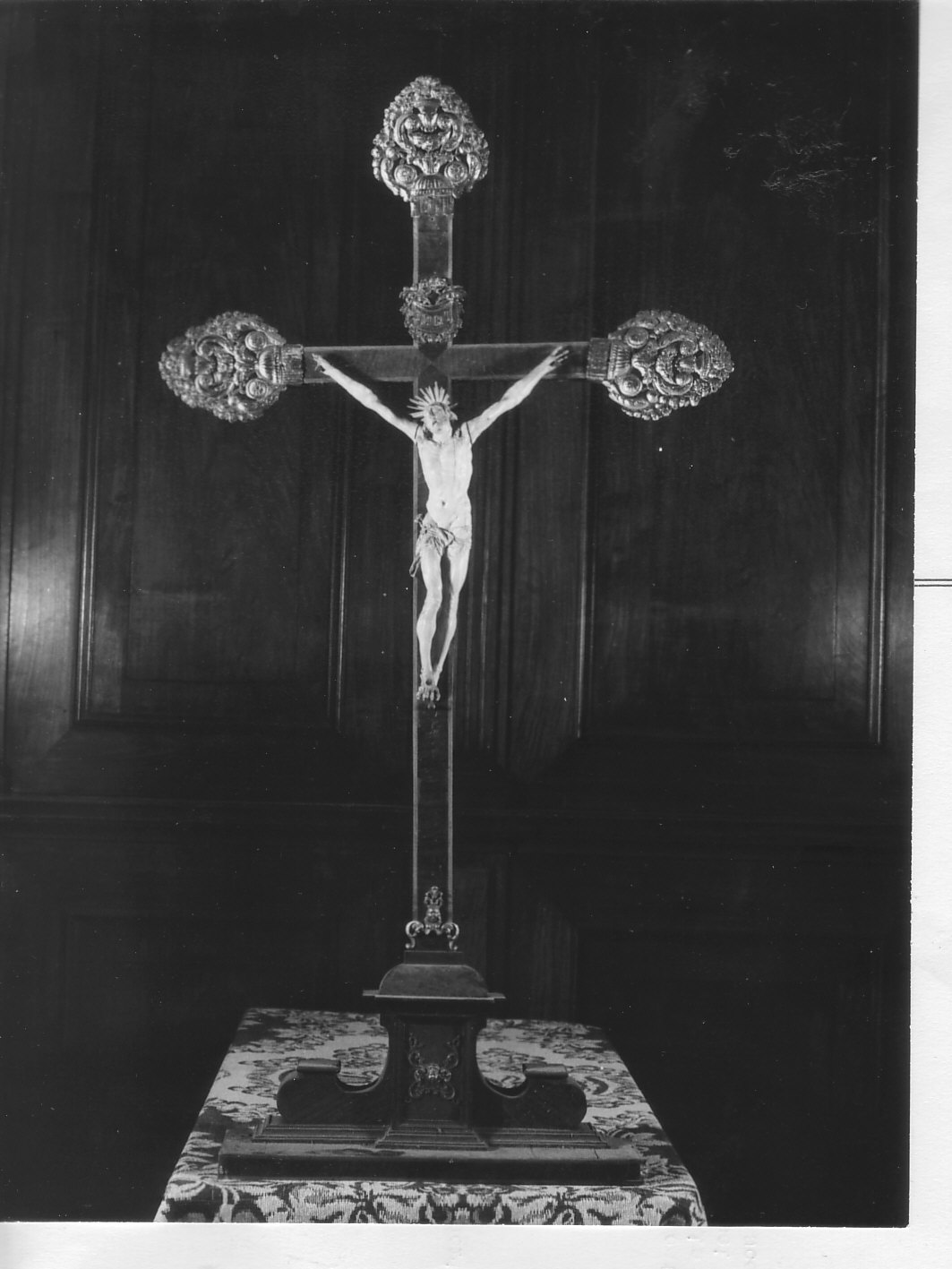 Cristo crocifisso (croce d'altare, opera isolata) - bottega ligure (sec. XVIII)