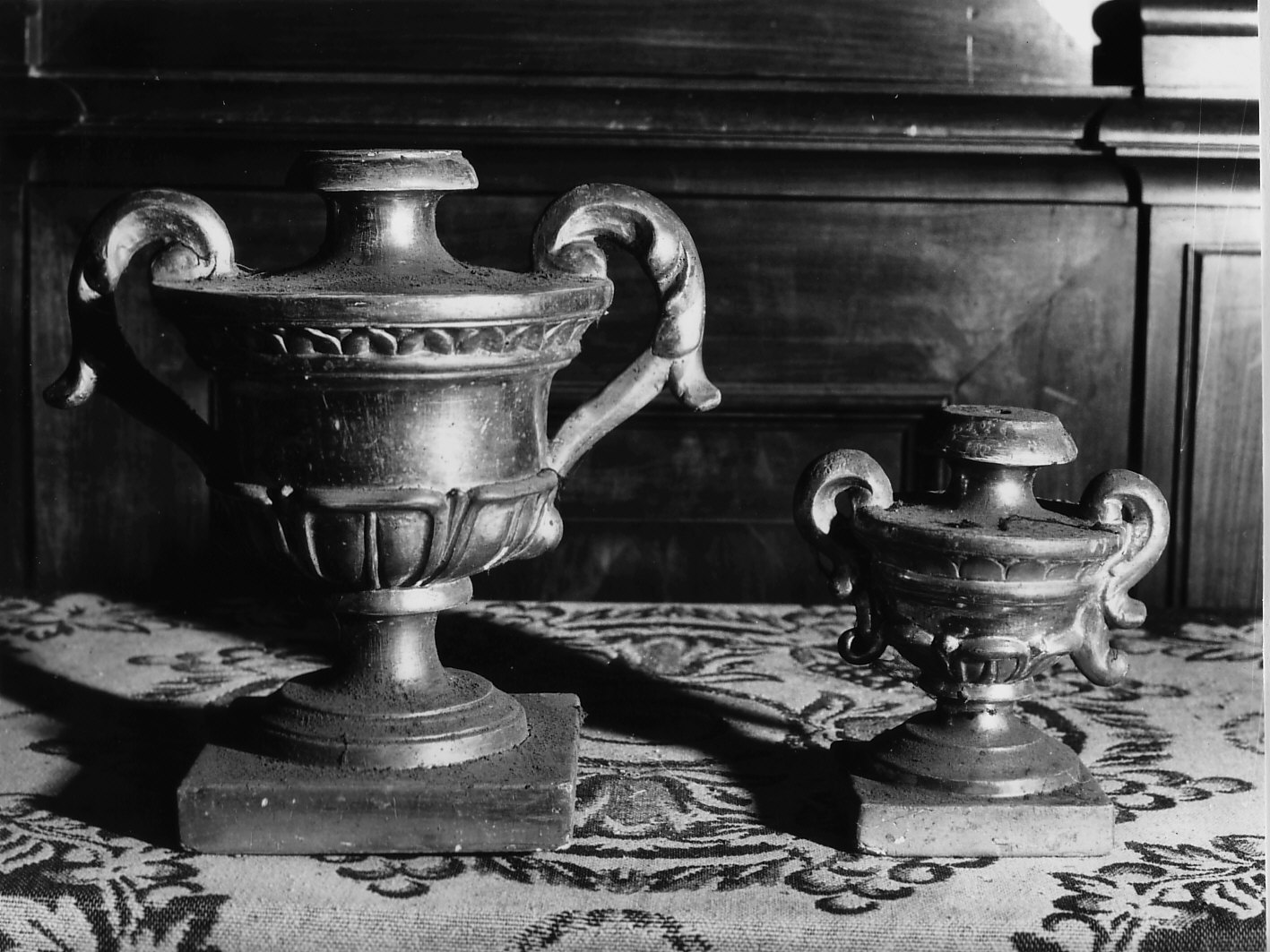 motivo decorativo (vaso d'altare per composizione floreale, serie) - bottega ligure (sec. XIX)