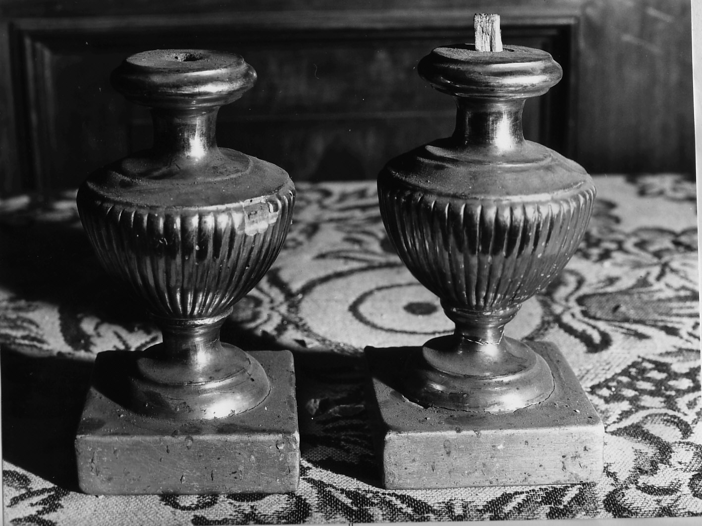 motivo decorativo (vaso d'altare per composizione floreale, serie) - bottega ligure (sec. XIX)