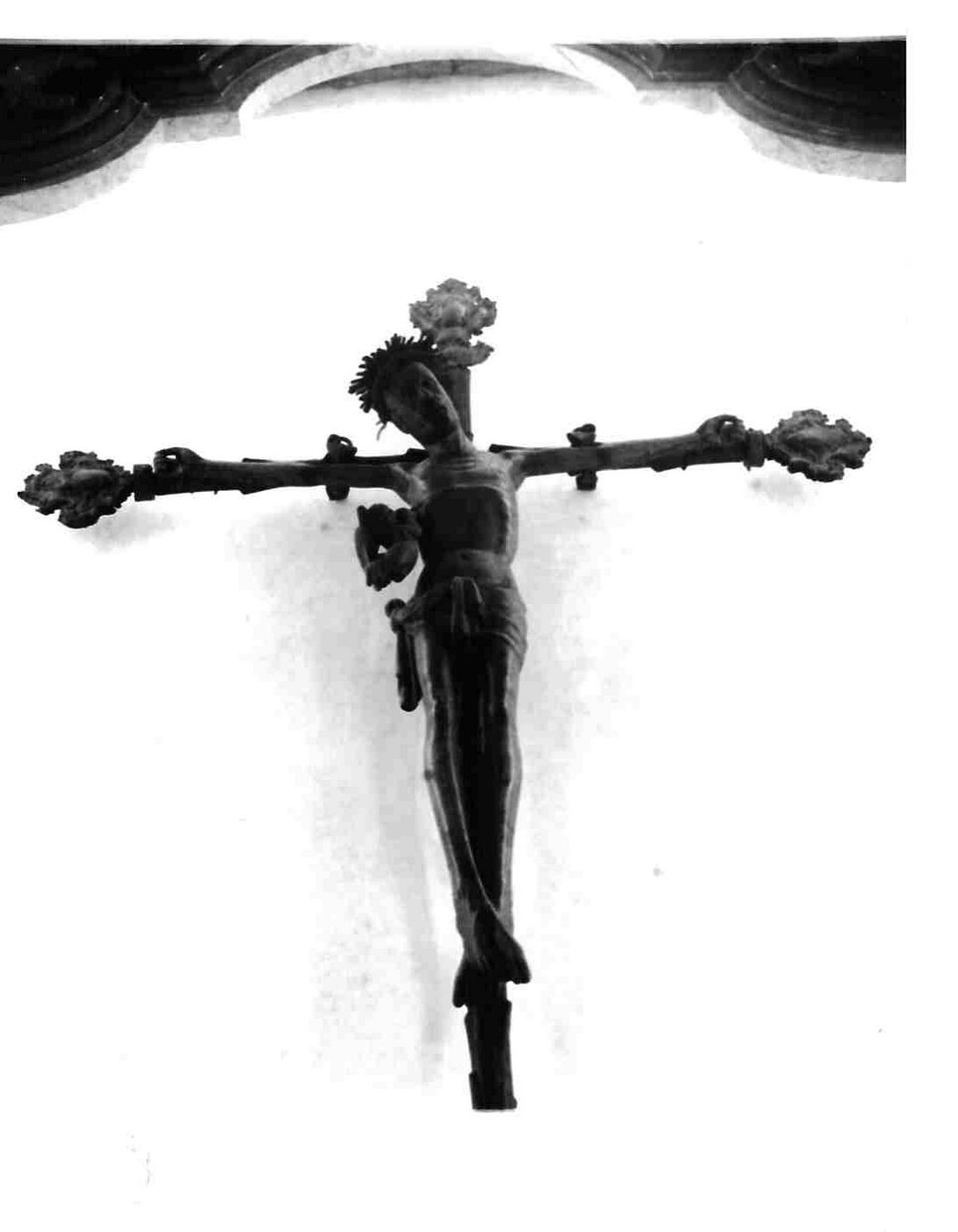 crocifisso, elemento d'insieme - bottega italiana (prima metà sec. XV)