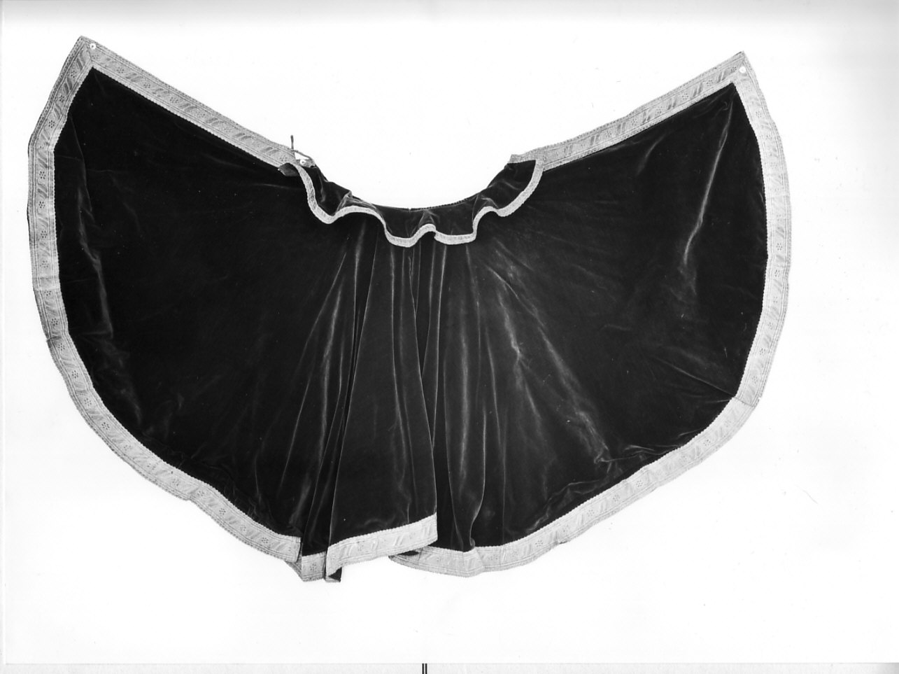 mozzetta, serie - manifattura ligure (sec. XIX)