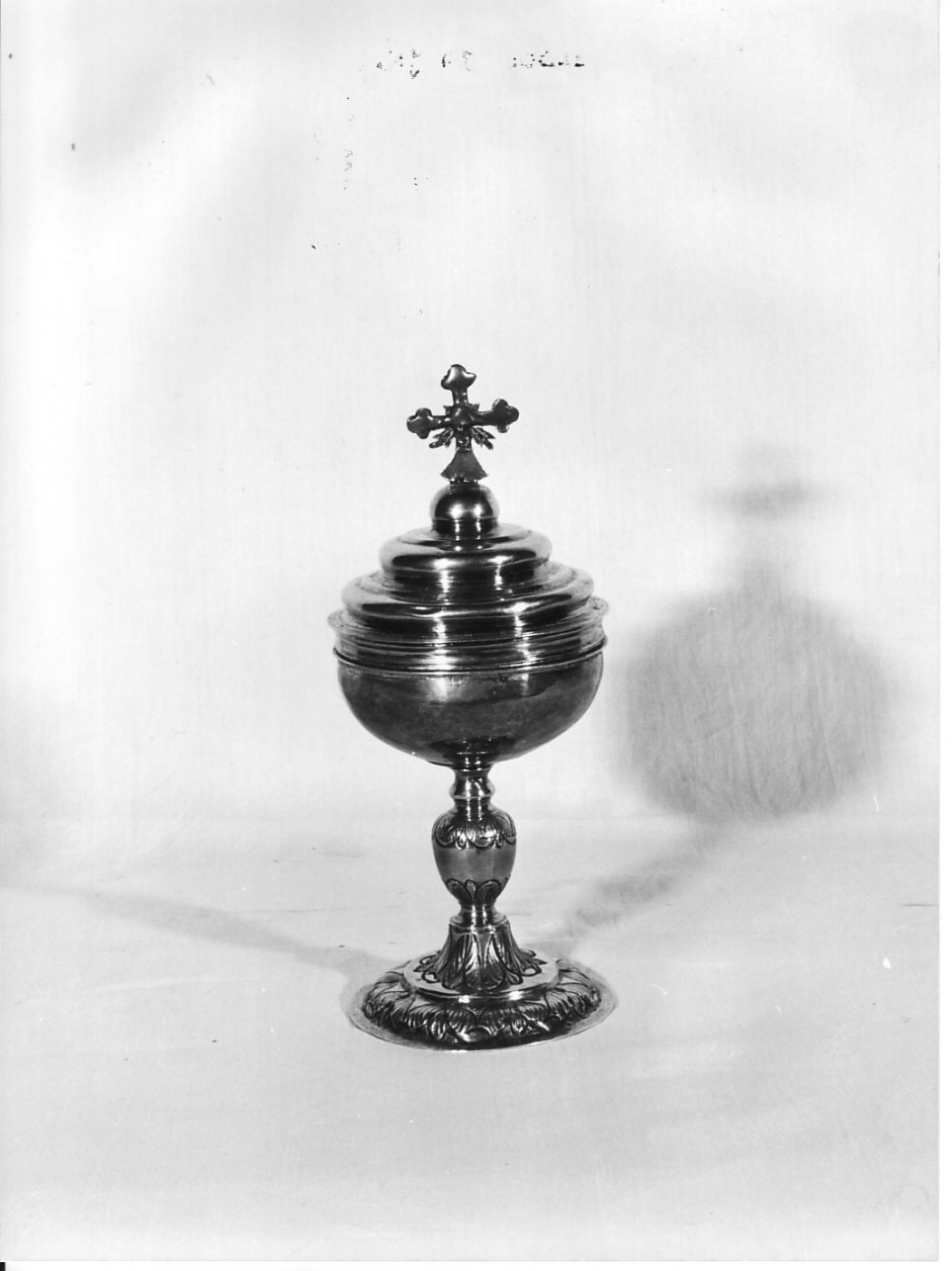 pisside, opera isolata - bottega genovese (sec. XVIII, sec. XIX)