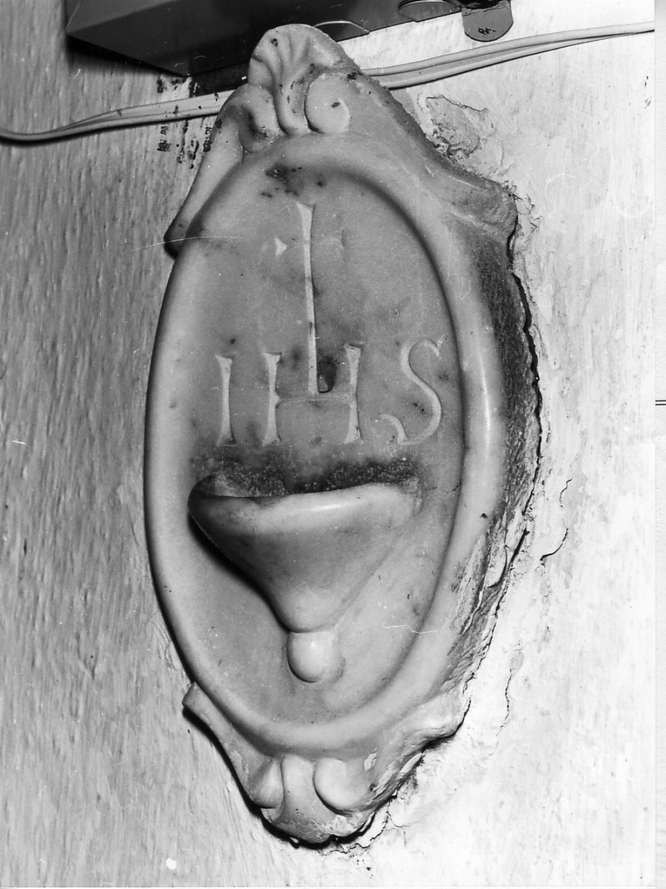 acquasantiera da parete, opera isolata - bottega ligure (sec. XVIII)