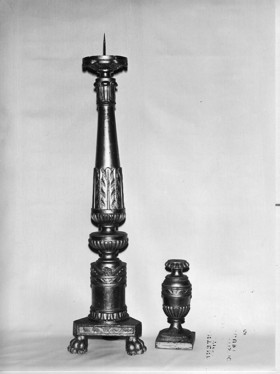 candeliere, elemento d'insieme - bottega ligure (sec. XIX)