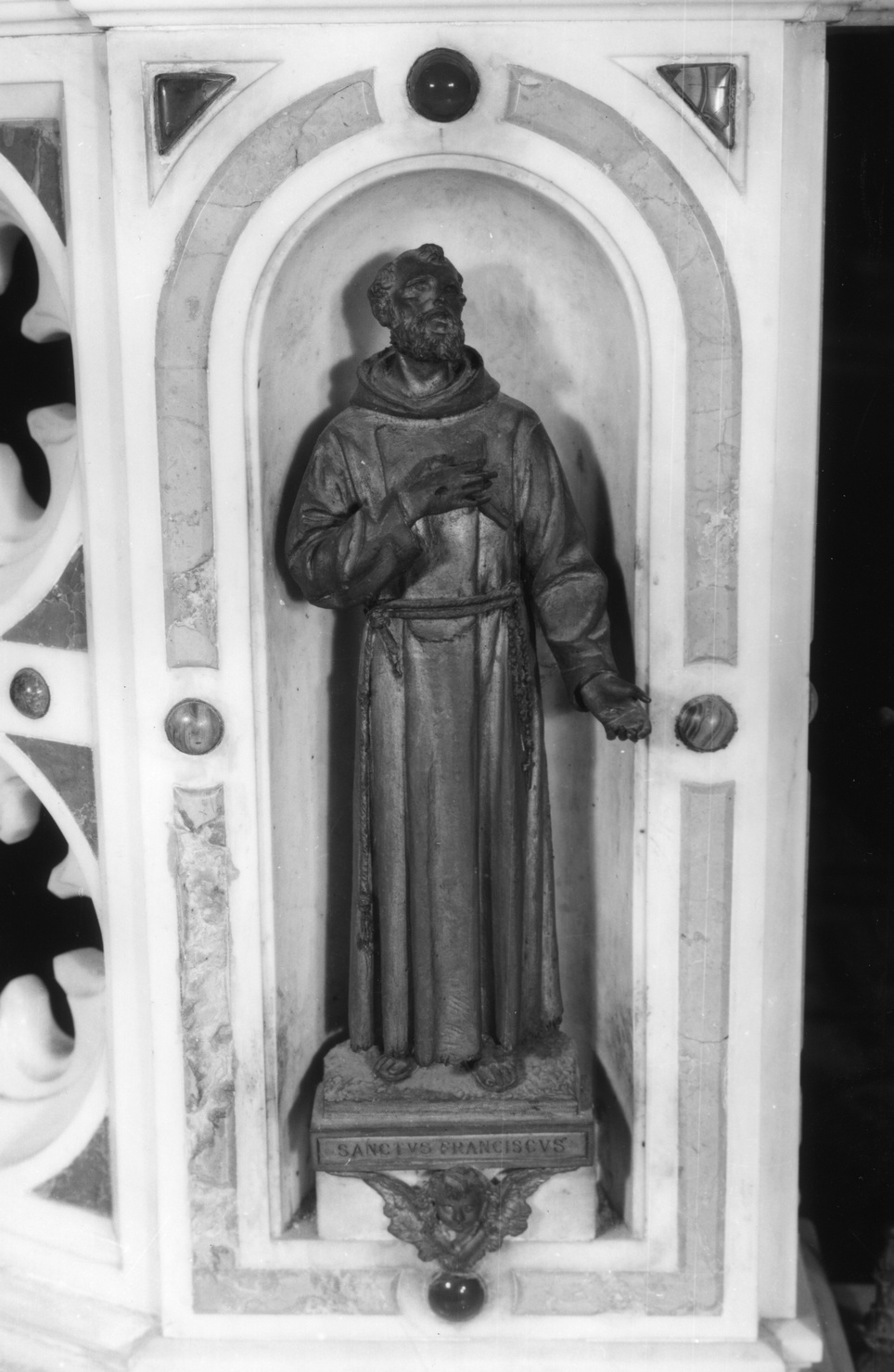 San Francesco d'Assisi (scultura, opera isolata) di Carli Domenico (secc. XIX/ XX)